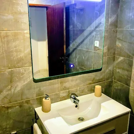 Cardoso Beirao Apartment *