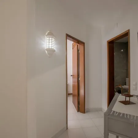 Cardoso Beirao Apartment *